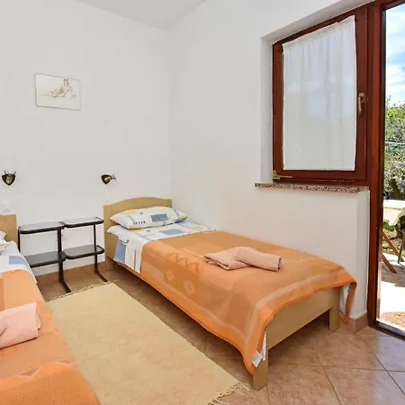 Denis Apartment *